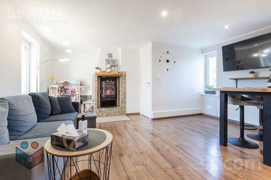 Lefkoju 17, Ziedonis, Rīgas rajons, Ķekavas pag. — maja