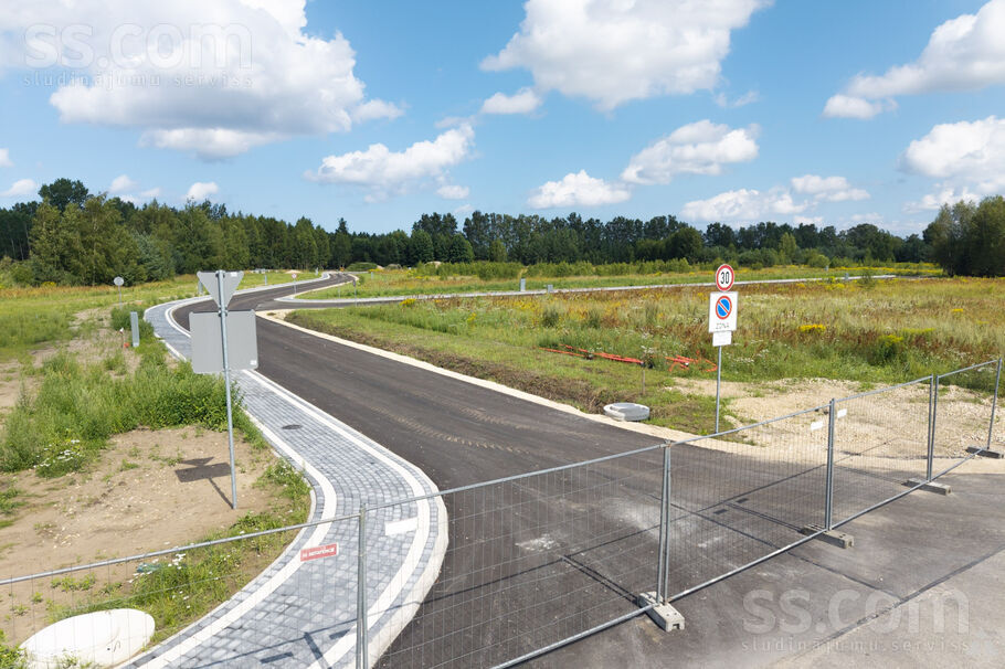 Piciņas, Dzilnuciems f10, Dzilnuciems, Rīgas rajons, Babītes pag. — maja