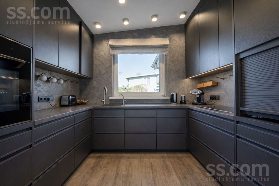 Aroniju iela 11, Dreiliņi, Rīgas rajons, Stopiņu nov. — maja