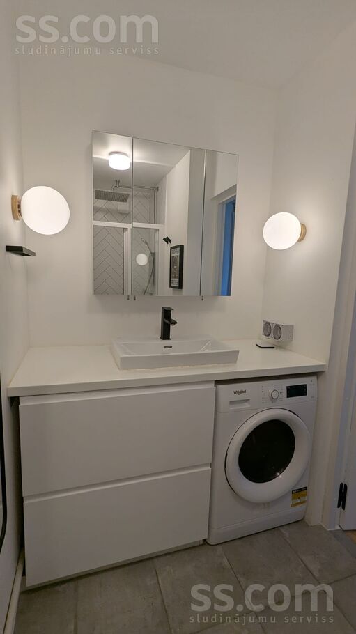 Priežu iela 6, Madona un raj., Madona — dzivoklis