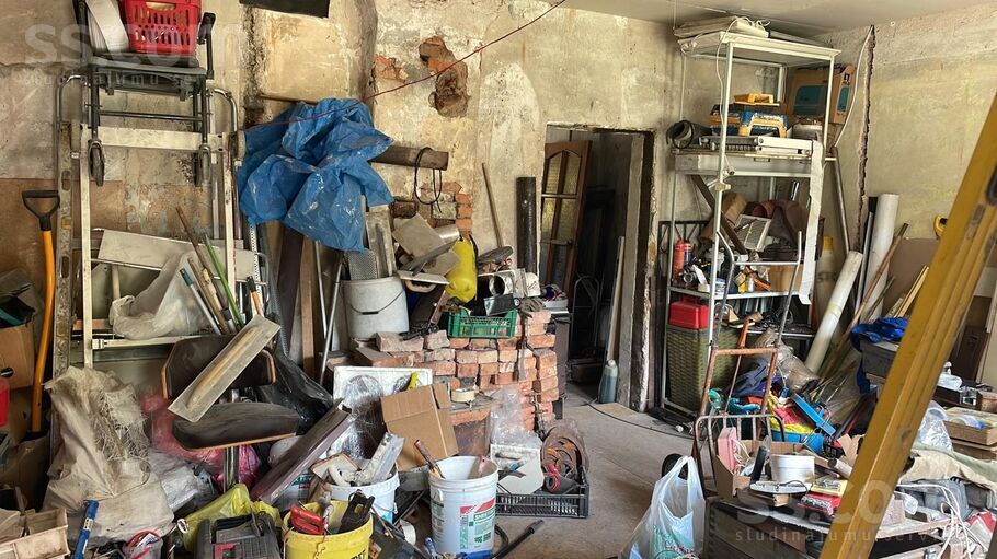 Vecāķu pr. 4, Rīga — maja