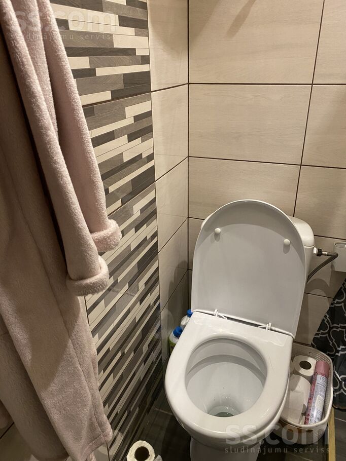 21 dambja 2, Jelgava un raj., Jelgava — dzivoklis