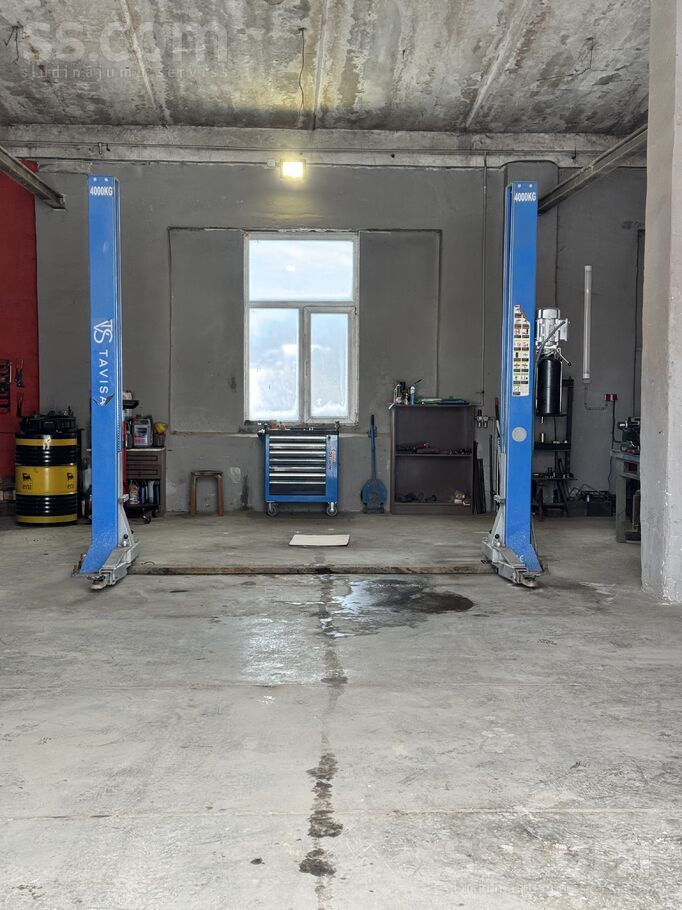 Autogarāža1, Strūžāni, Rēzekne un raj., Stružānu pag. — telpa