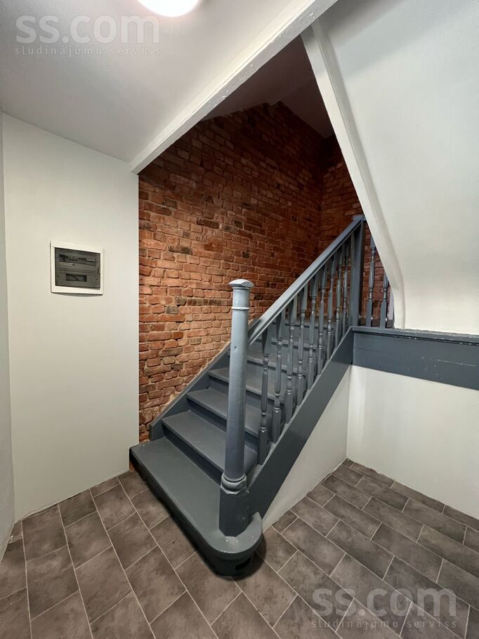 Republikas 27, Liepāja un raj., Liepāja — dzivoklis