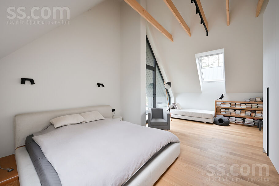 Ričarda 100, Baltezers, Rīgas rajons, Ādažu nov. — maja