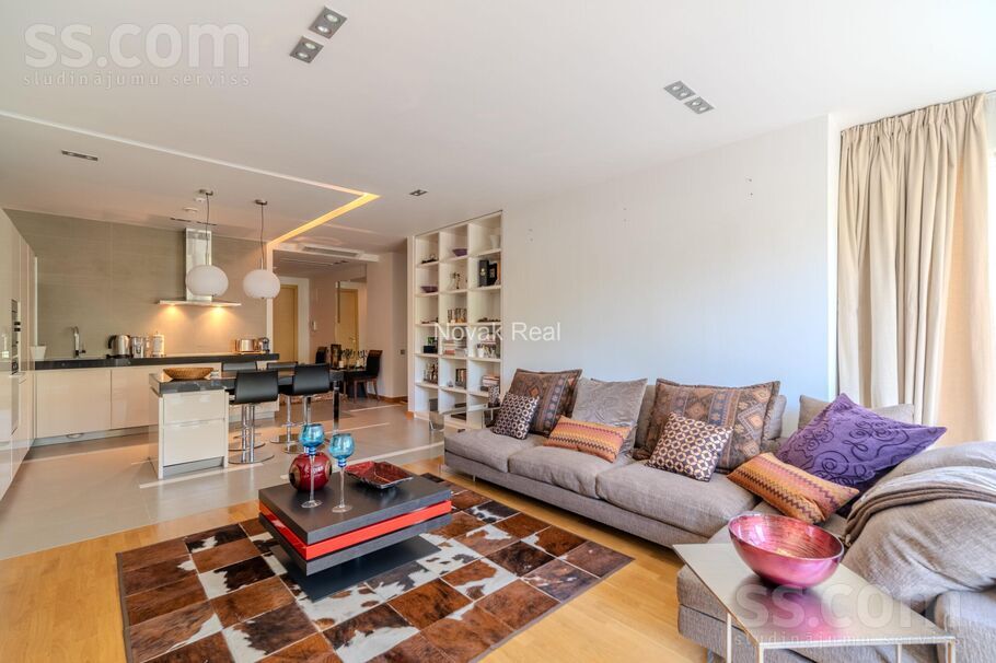 Dzintaru prospekts 39, Jūrmala — dzivoklis