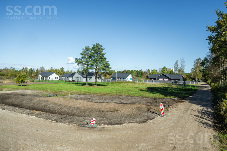 Upeņu iela 25a, Liepāja un raj., Liepāja — zeme