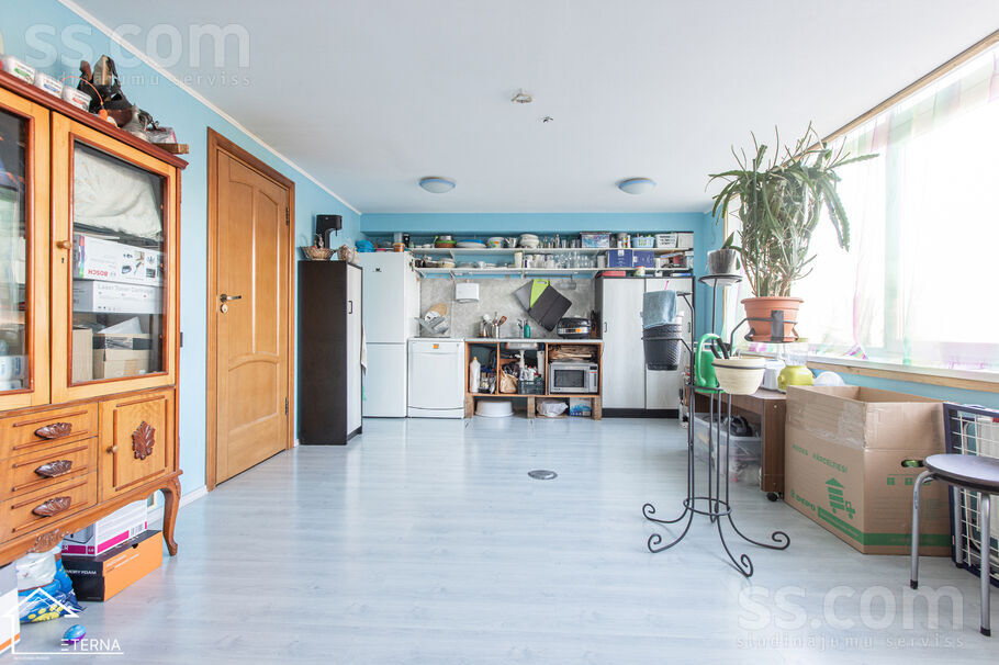 Latgales 191a, Rīga — birojs