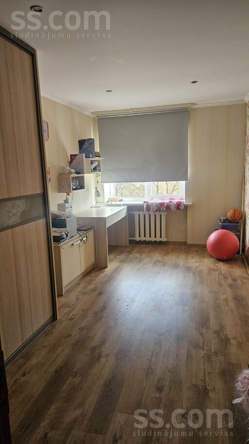 9 99, Jelgava un raj., Jelgava — dzivoklis